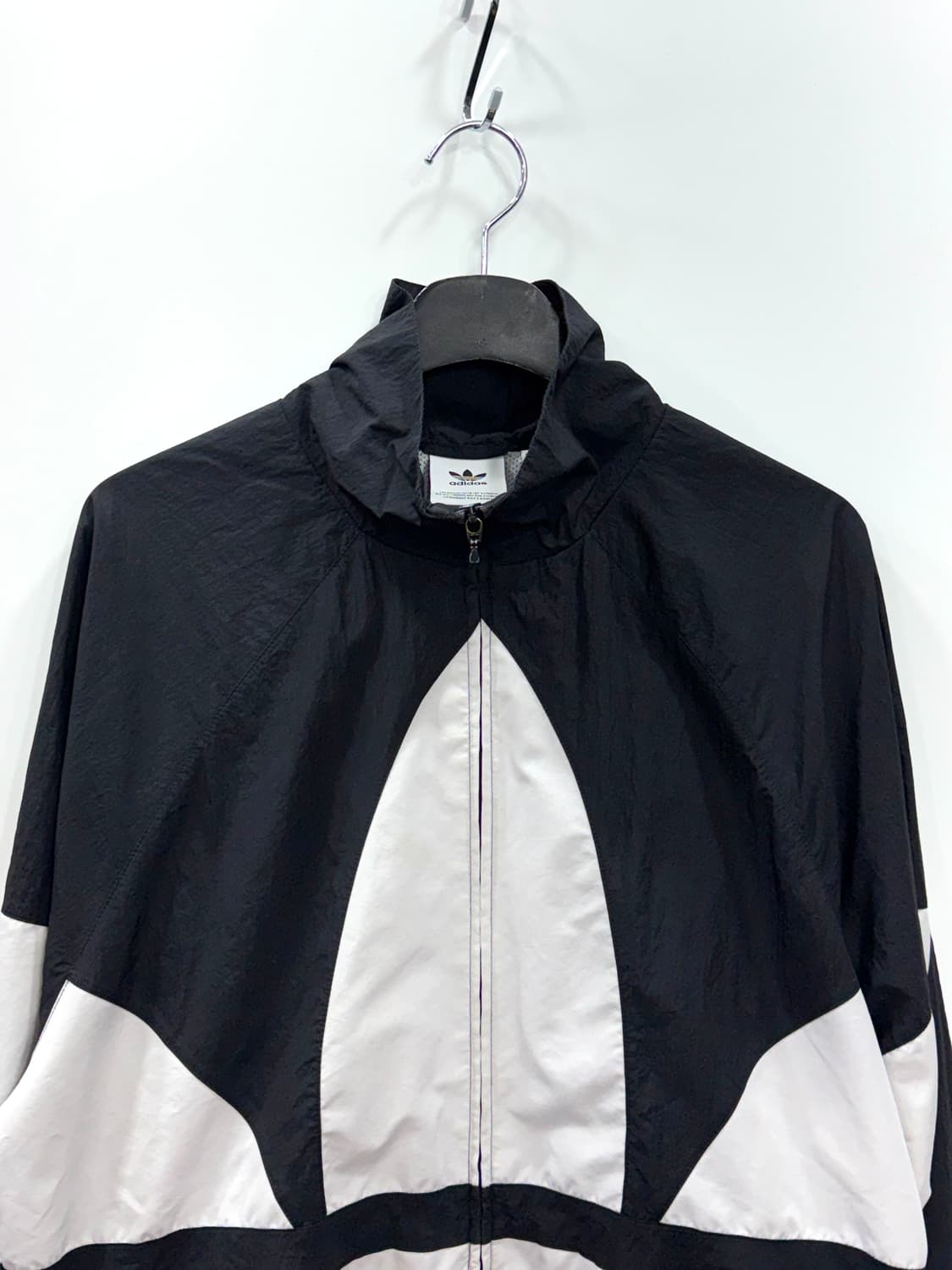 아디다스 빅 트레포일 트랙탑 바람막이 XL 상품이미지2