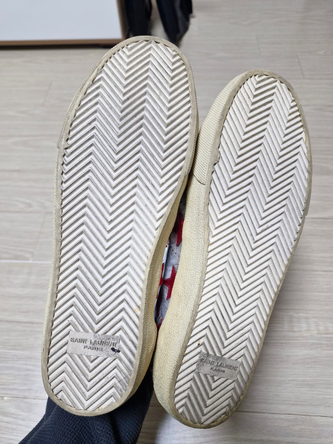 (275) 생로랑 레드스타 프린트 코트 클래식 스니커즈 상품이미지5