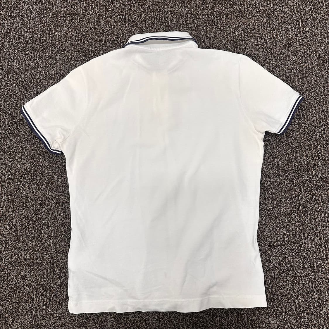 몽클레어 여성 폴로 카라티 반팔티셔츠 화이트 국내매장판 S 상품이미지4