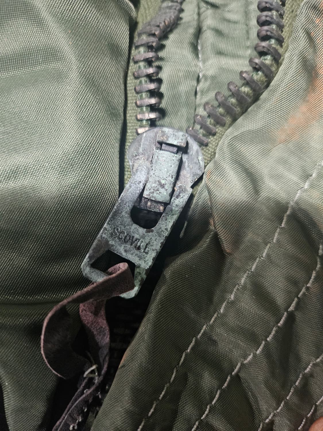 80s 미군오리지날 n2b(보관상하자제품)미듐 상품이미지4