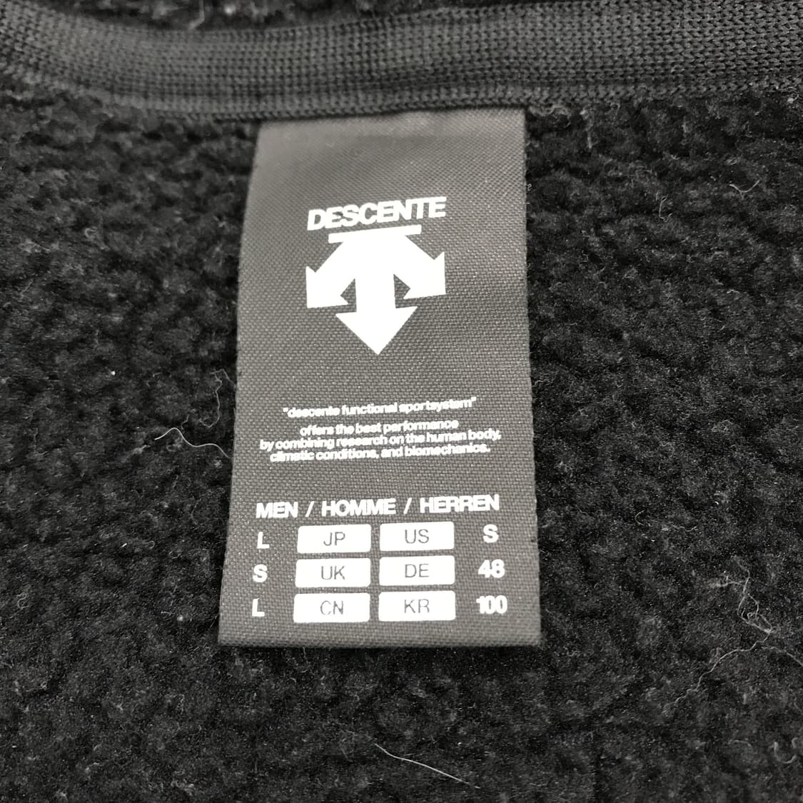 데상트 스위스 스키팀 후드플리스자켓 [L] 상품이미지5