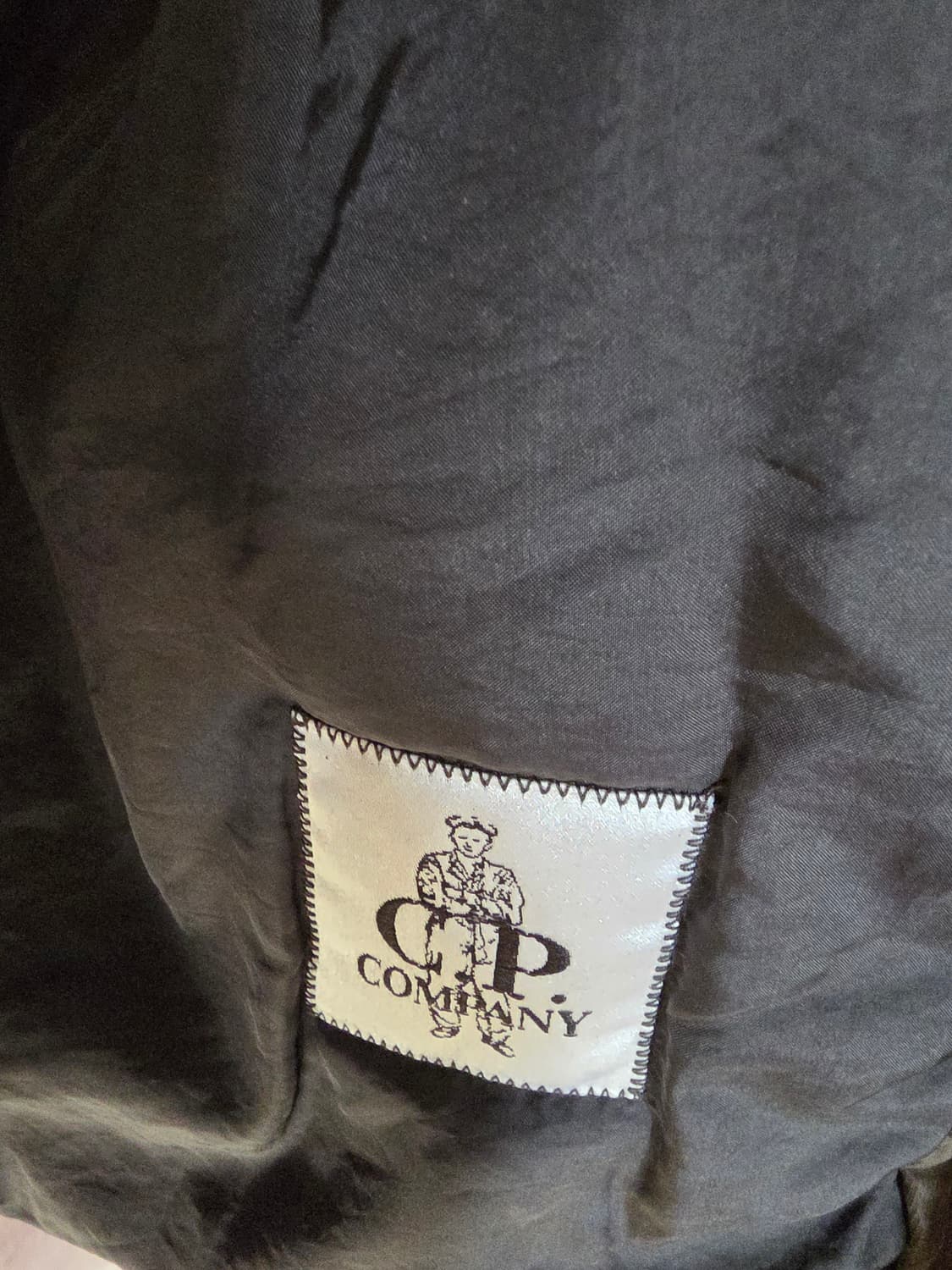 CP컴퍼니다운패딩 100~105 상품이미지4