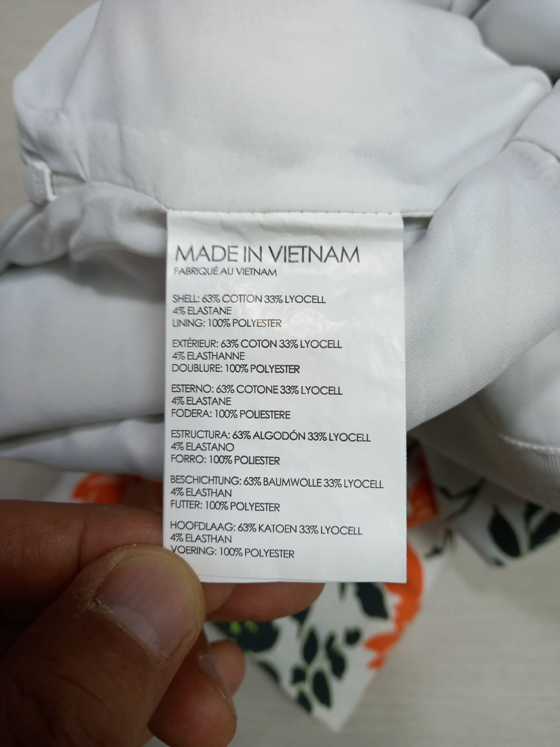 26 CLUB MONACO 부드러운 스판 미디스커트 26-621 상품이미지7