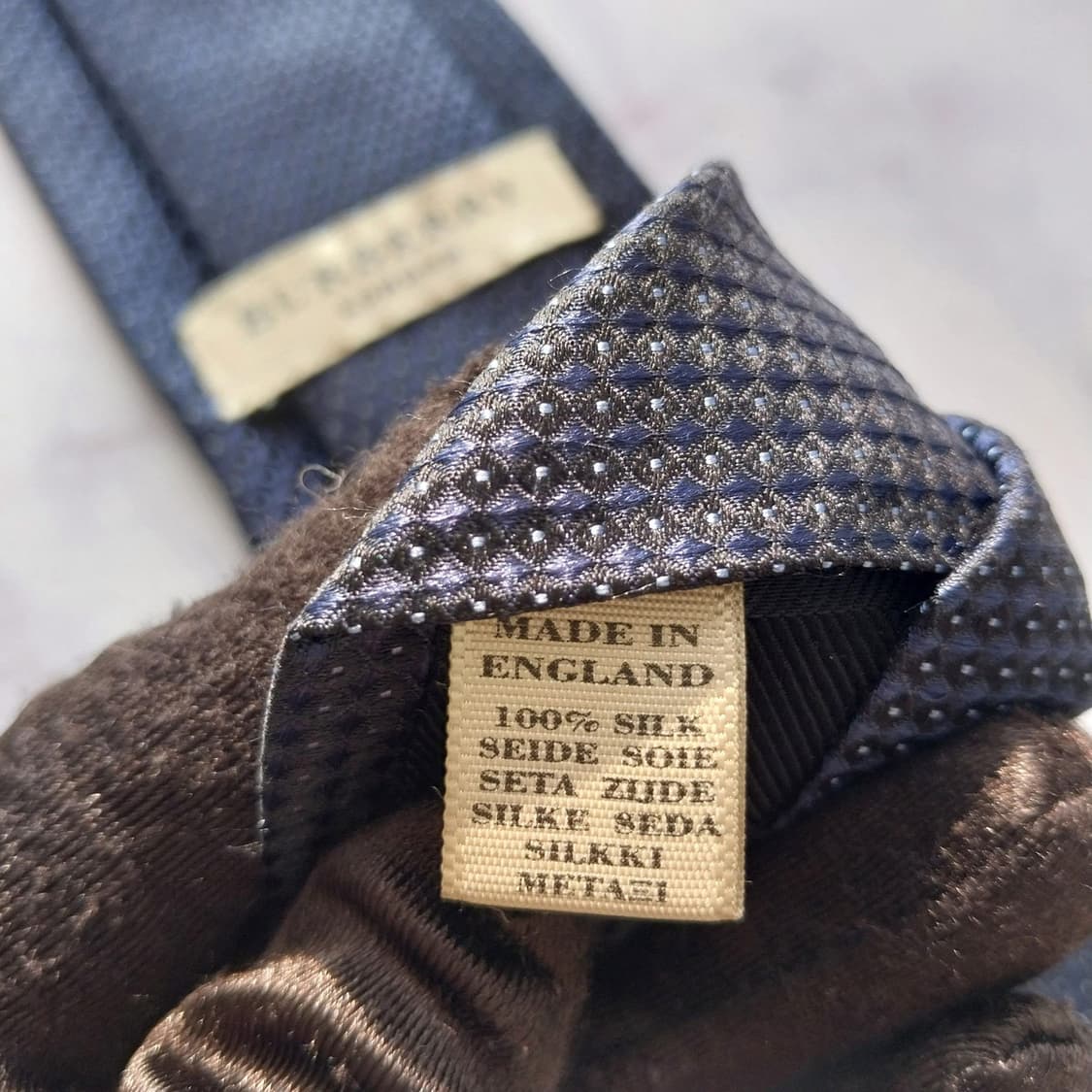 버버리 실크 네이비 도트 텍스처 넥타이 8.4cm A+~A등급 K1890 상품이미지10