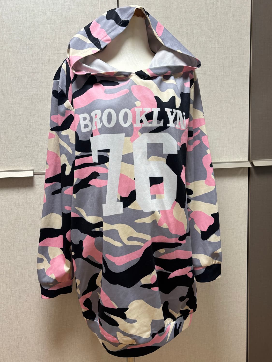 핑크 카모무늬 후드티 상품이미지1