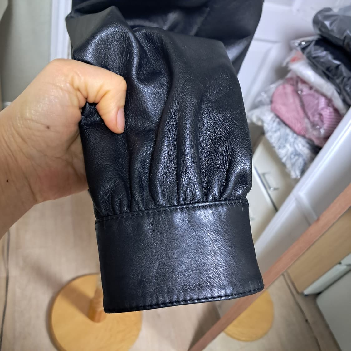 블랙 양가죽 자수 리얼가죽 자켓 55사이즈 상품이미지9