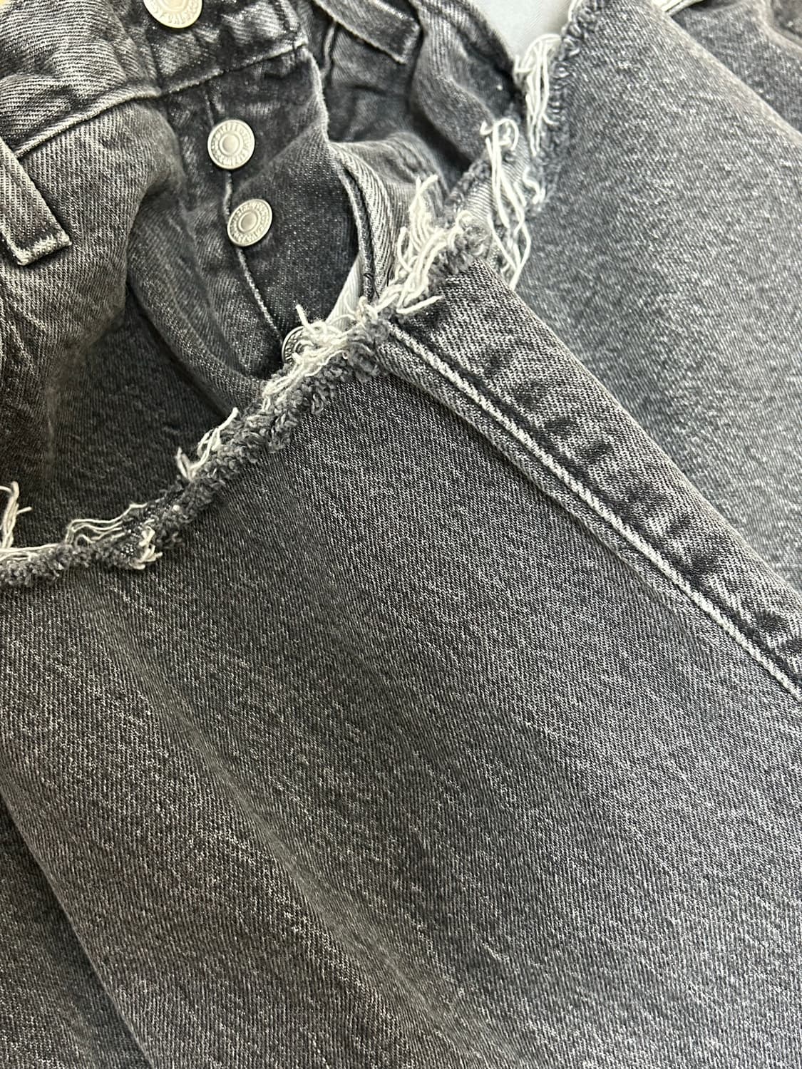 리바이스 프리미엄 빅E 501 93 워싱 블랙 데님팬츠 상품이미지3