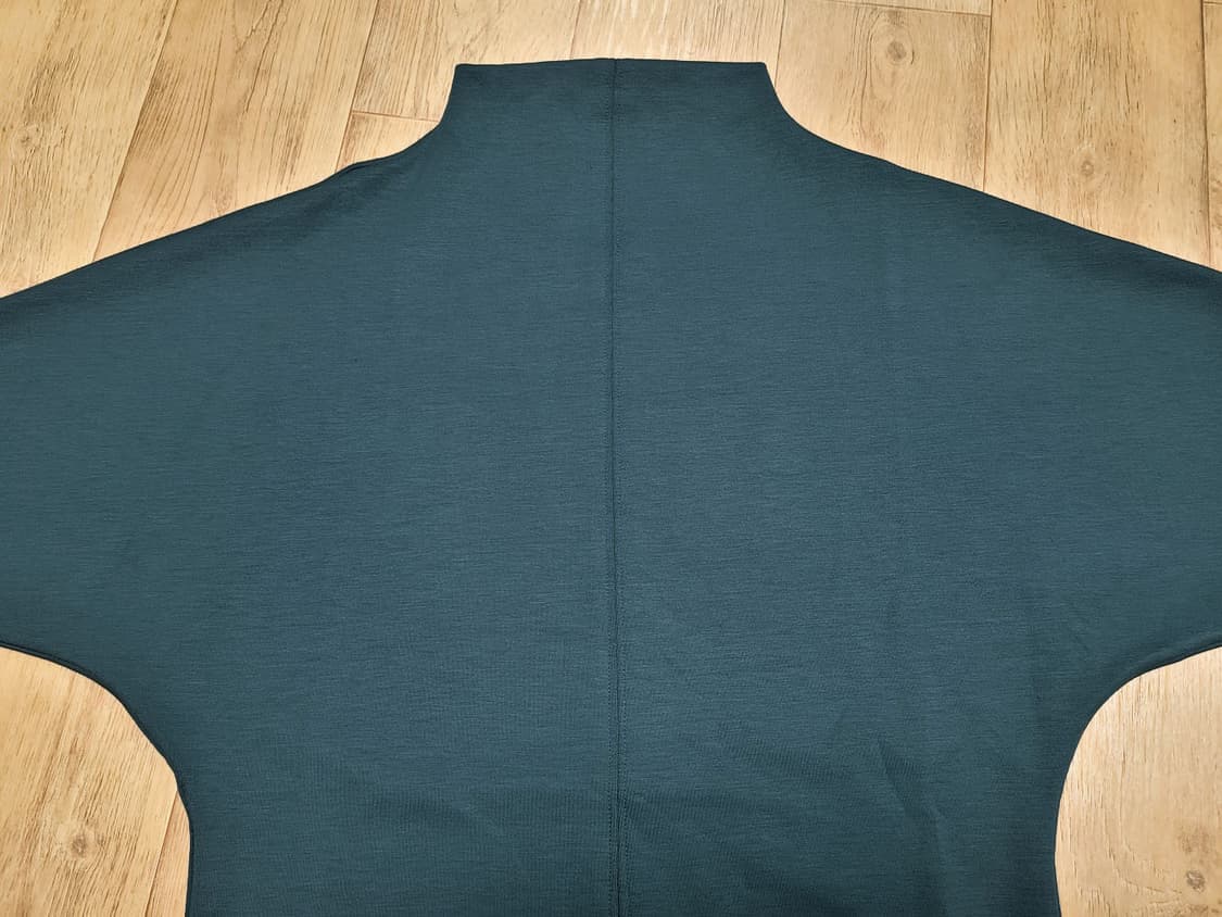 케이리(KAYLEE) 돌먼 모크넥원피스 55-66 새상품 상품이미지5