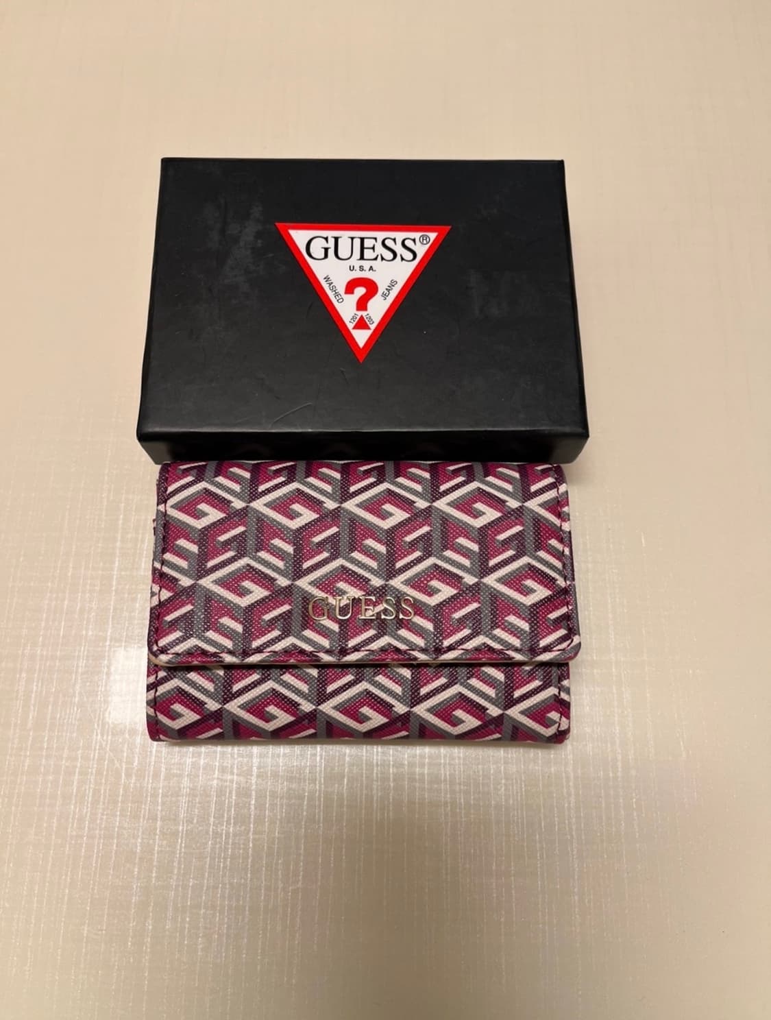 게스 카드 동전 지갑 상품이미지1