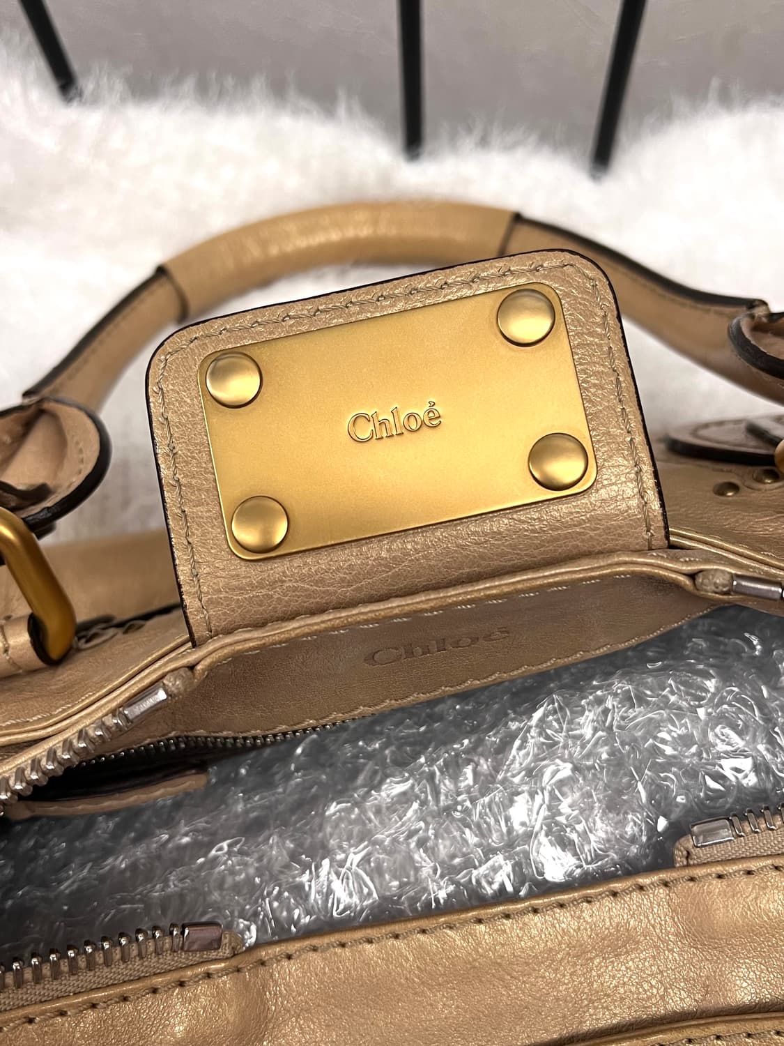 Chloe 끌로에 패딩턴 샴페인골드 레더 아카이브 자물쇠 토트백 상품이미지7