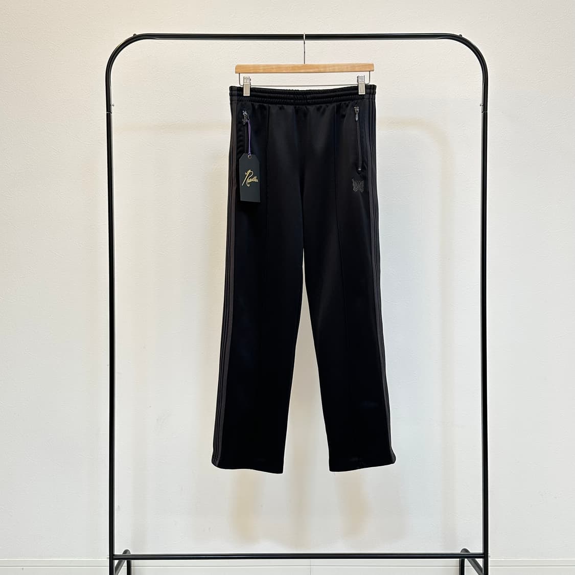 니들스 트랙팬츠  상품이미지1