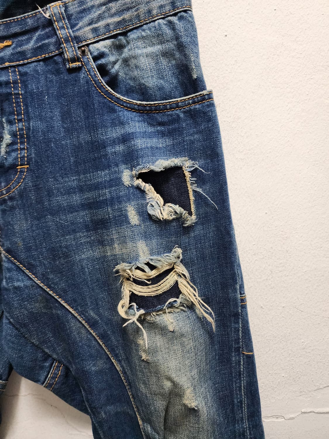 디스퀘어드2 데미지 워싱 청바지 상품이미지5