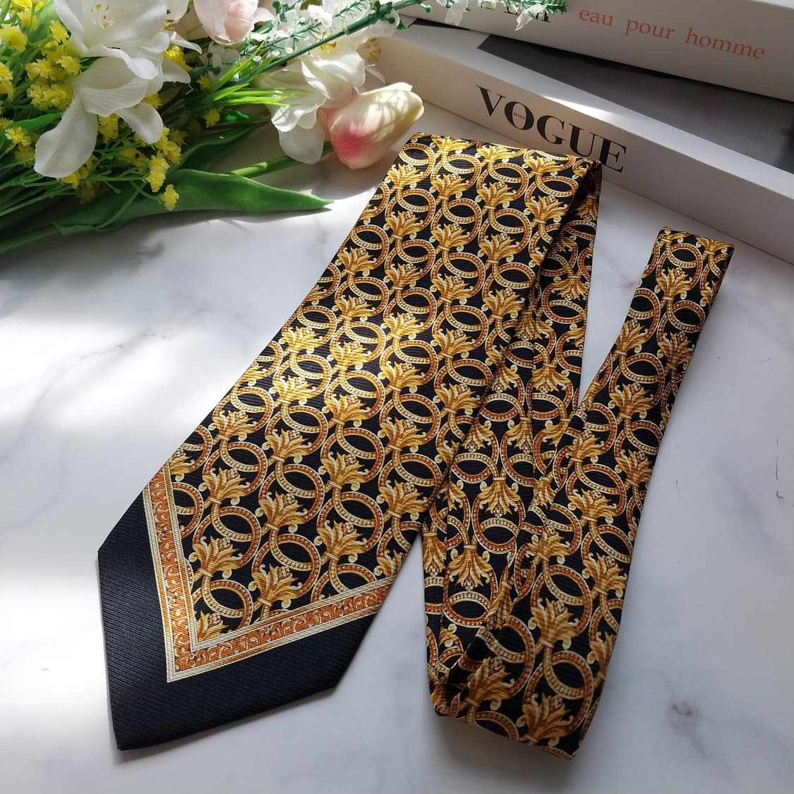 니나리치 실크 골드 블랙 패턴 넥타이 9cm A+등급 K689
 상품이미지4