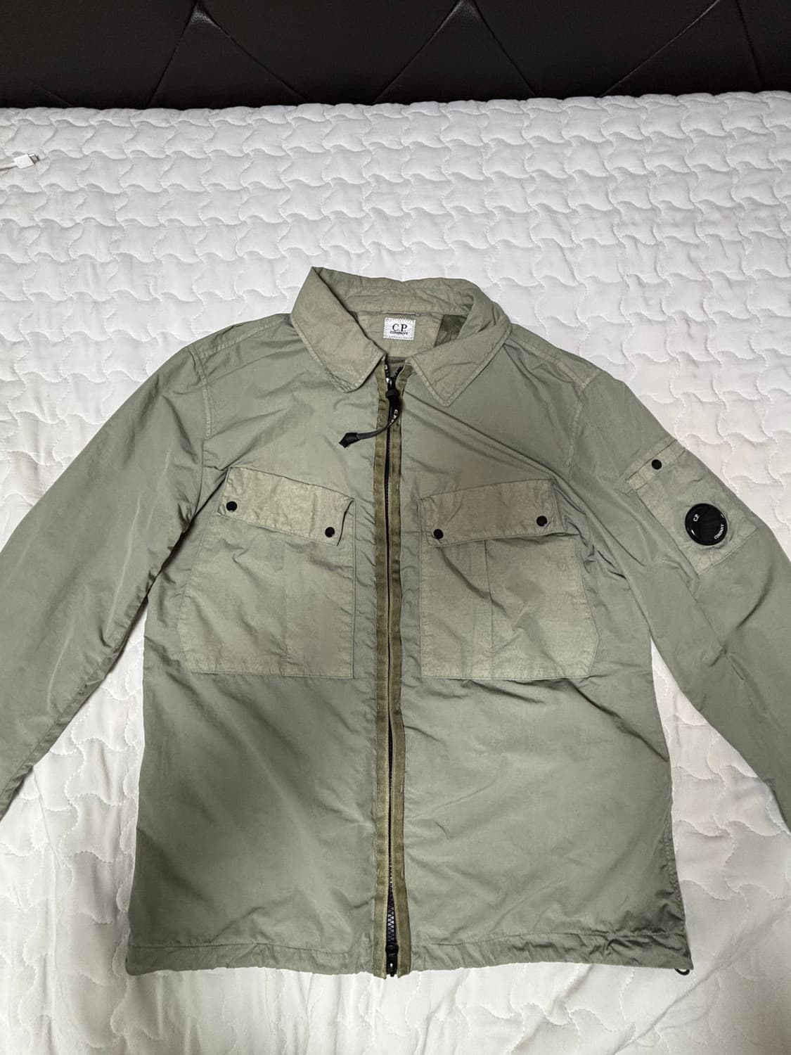 cp컴퍼니 바람막이 상품이미지1