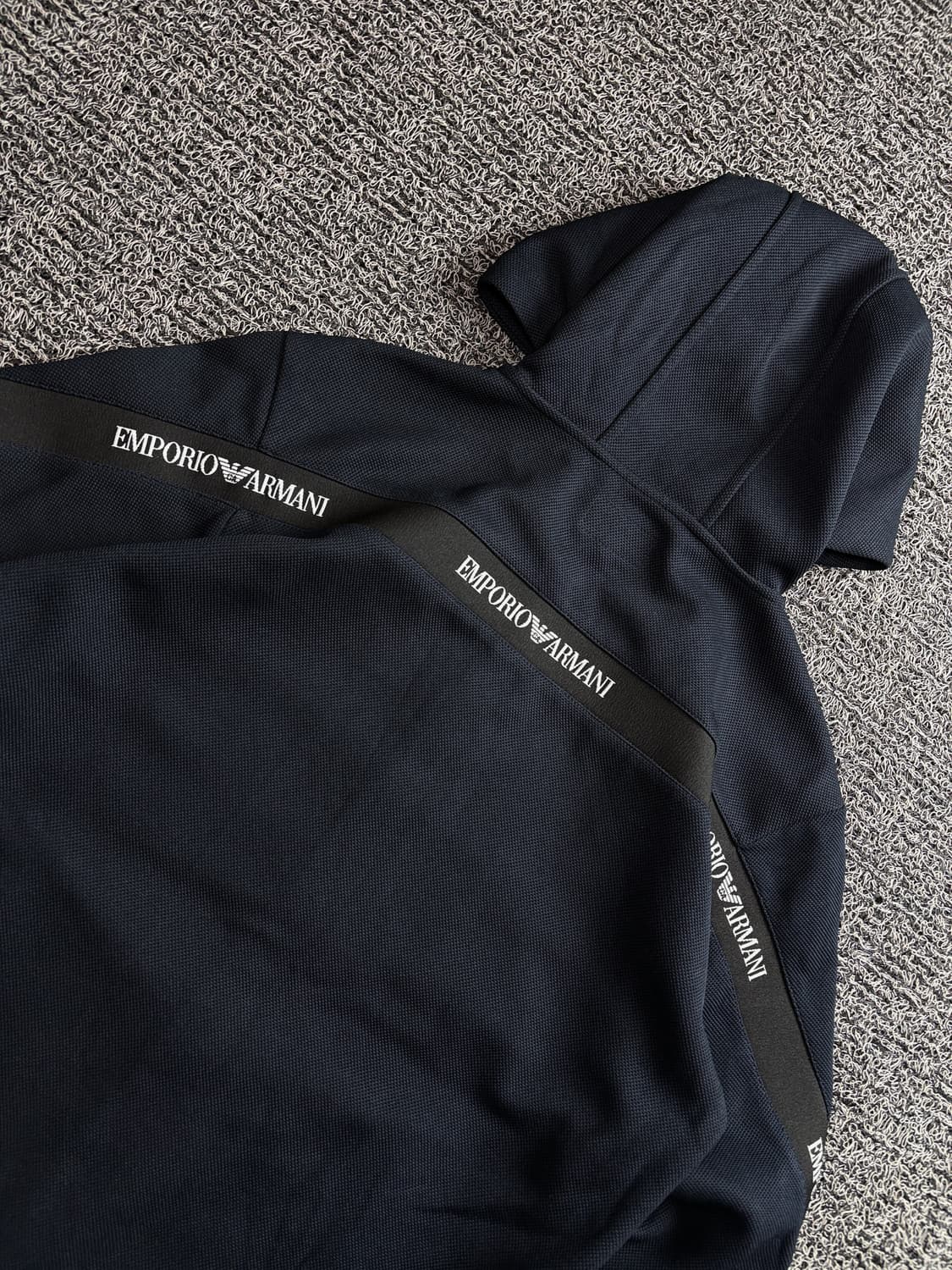 엠포리오 아르마니 테이핑 디테일 저지 3708 상품이미지5