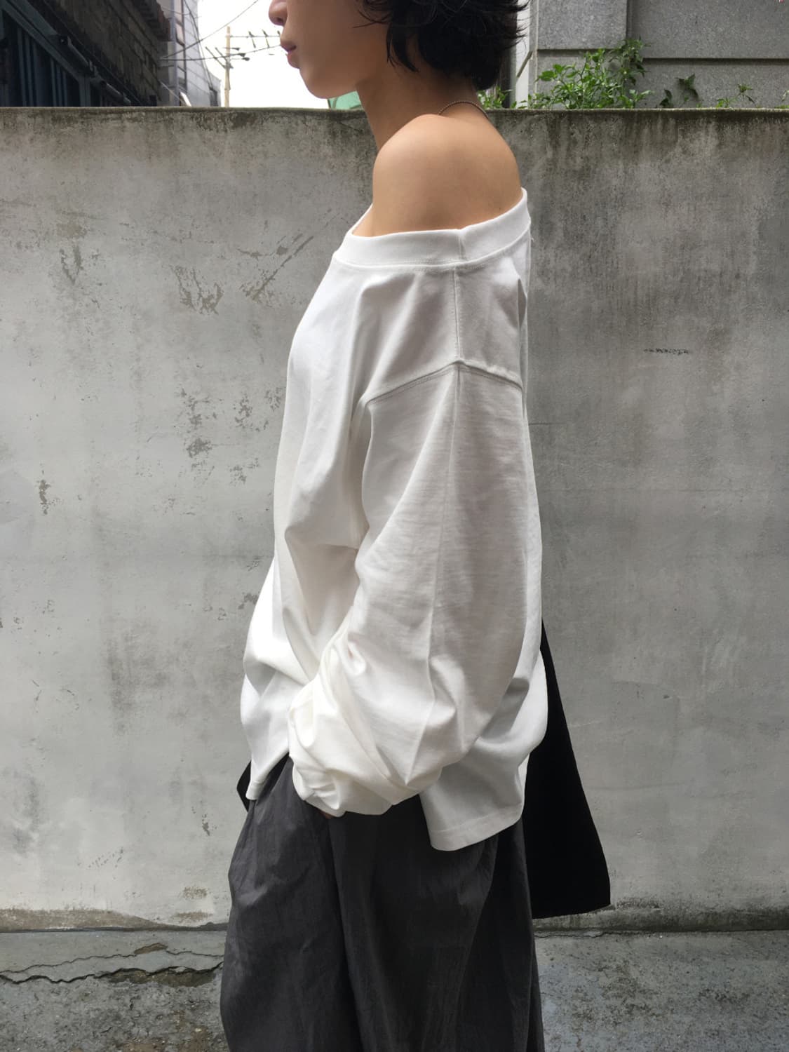 포시아보브 원숄더 롱슬리브 (White/Gray) 상품이미지3