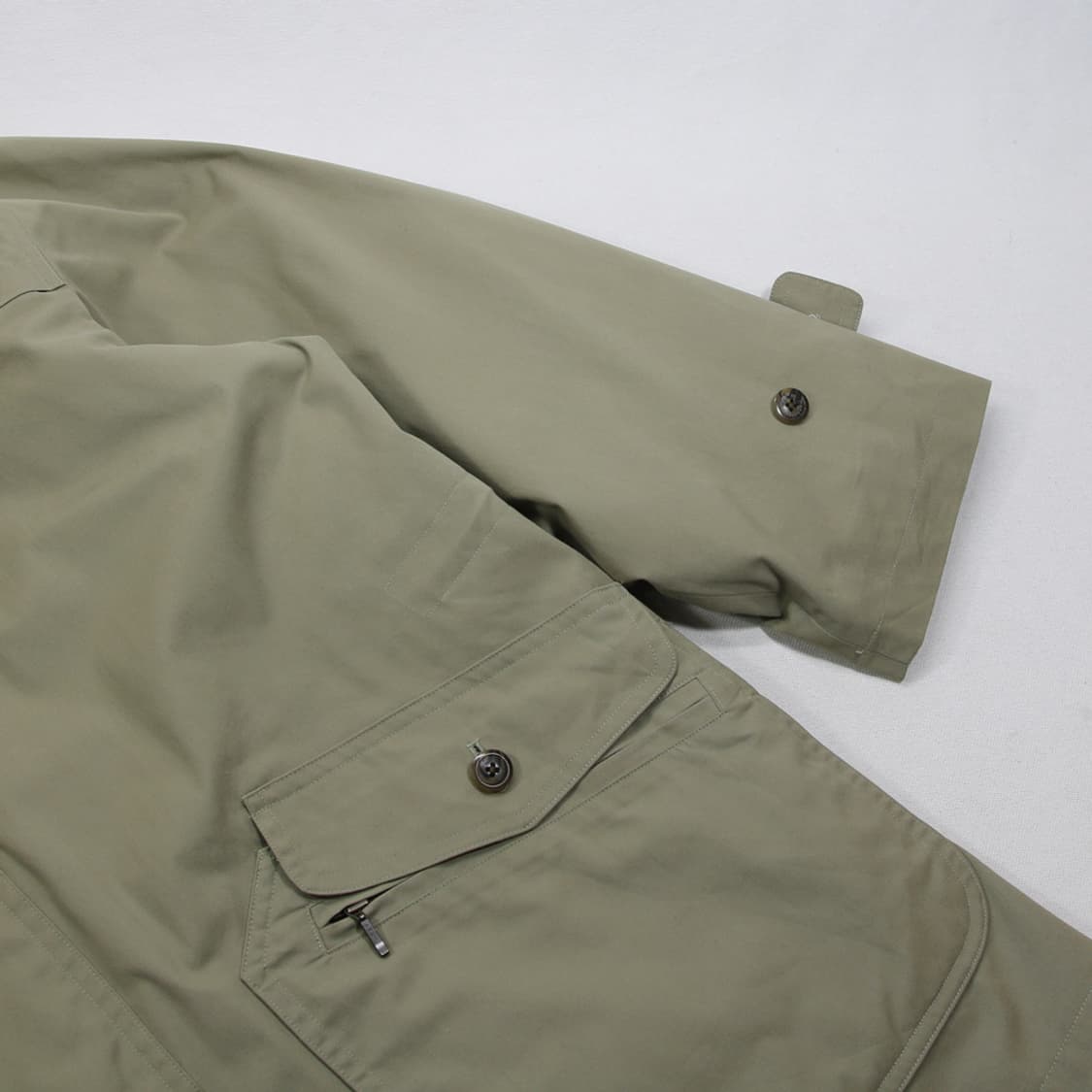 (착용컷) 버버리 클래식 자켓 (남성용 100) 상품이미지7