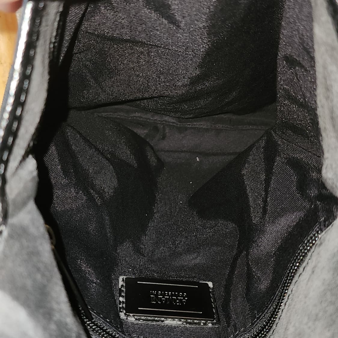 아르마니 카프스킨 크로스백 메신져백 상품이미지3