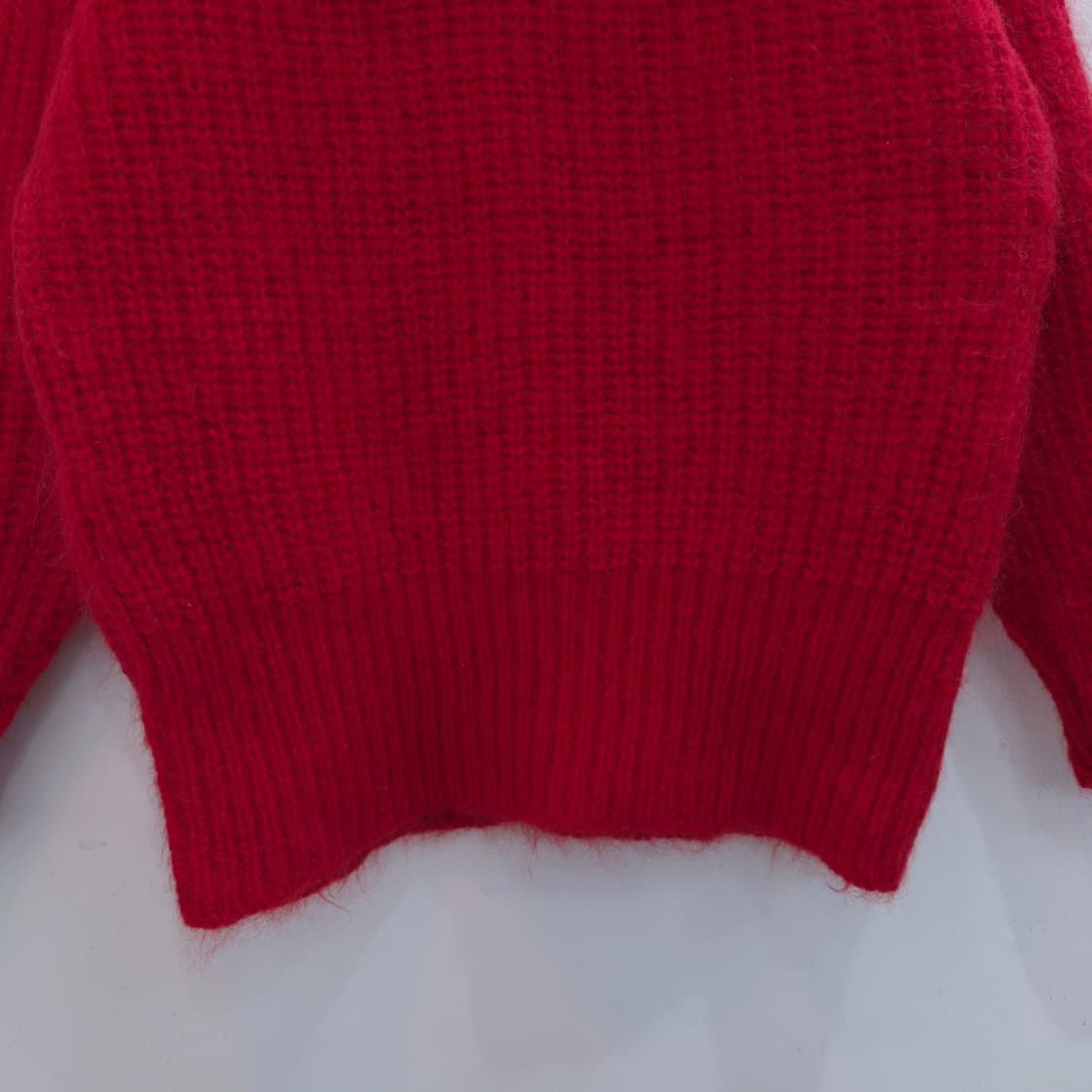 레드 울 벌키 오프넥 루즈핏 니트 스웨터 상품이미지6