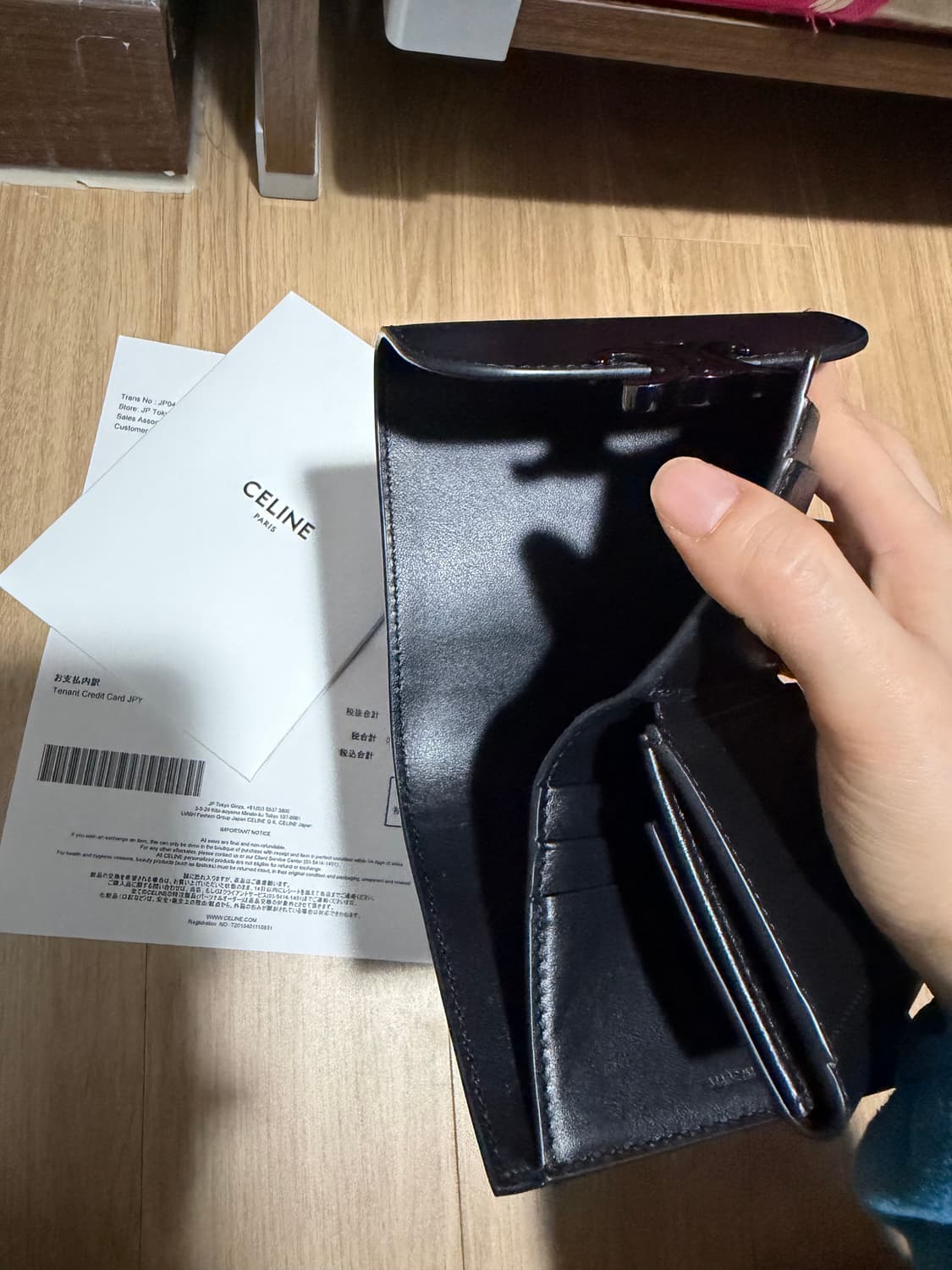 셀린느 스몰 플랩 월렛 트리옹프 샤이니 카프스킨 블랙 상품이미지5