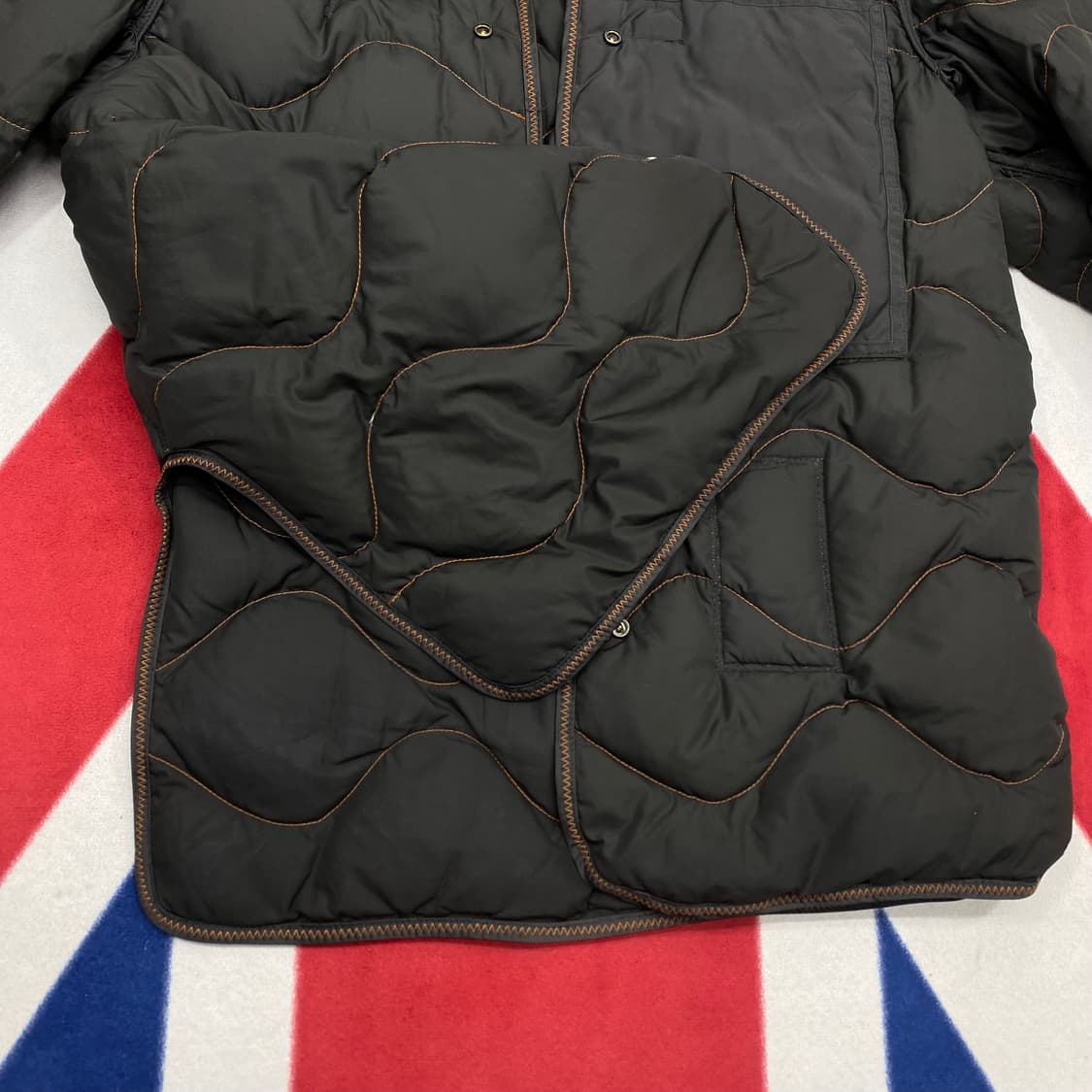 파라점퍼스 코데악 내피 퀼팅패딩 L  상품이미지5