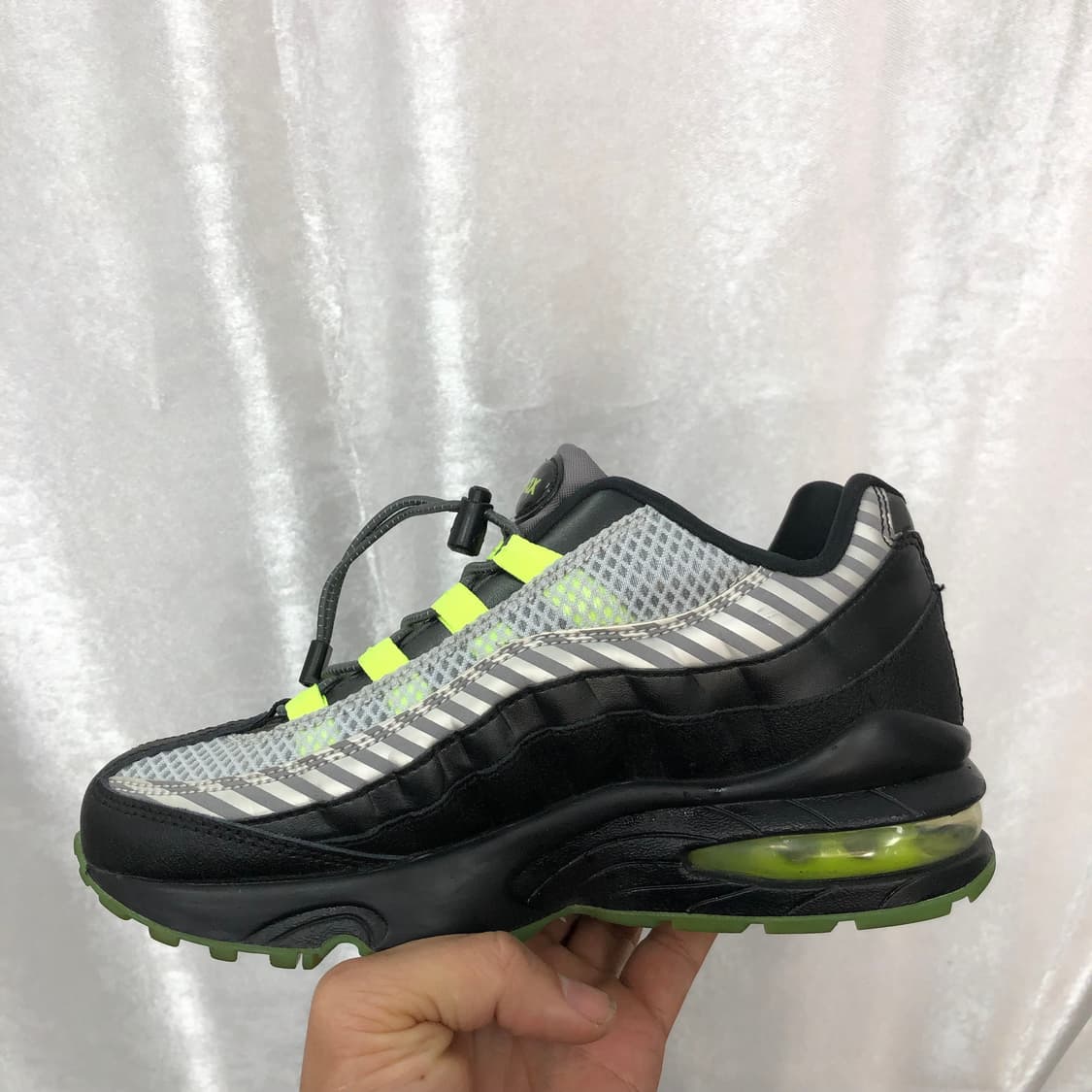 나이키 에어맥스95 HZ 운동화 사이즈225  상품이미지2