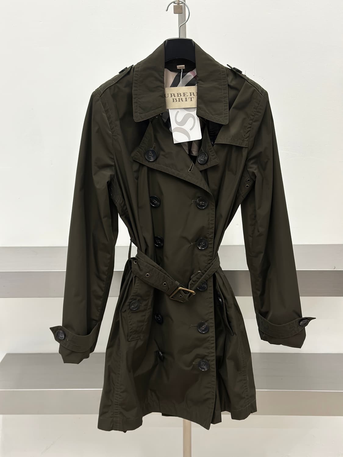 버버리 딥카키 발모랄 트렌치 코트   상품이미지3