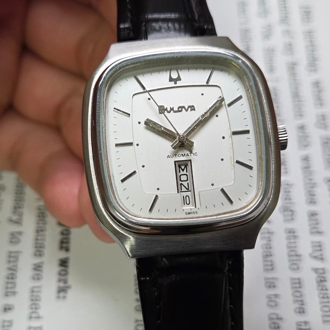 빈티지 부로바 데이데이트 사각탱크형 오리지널 실버다이얼 오토매틱  상품이미지1