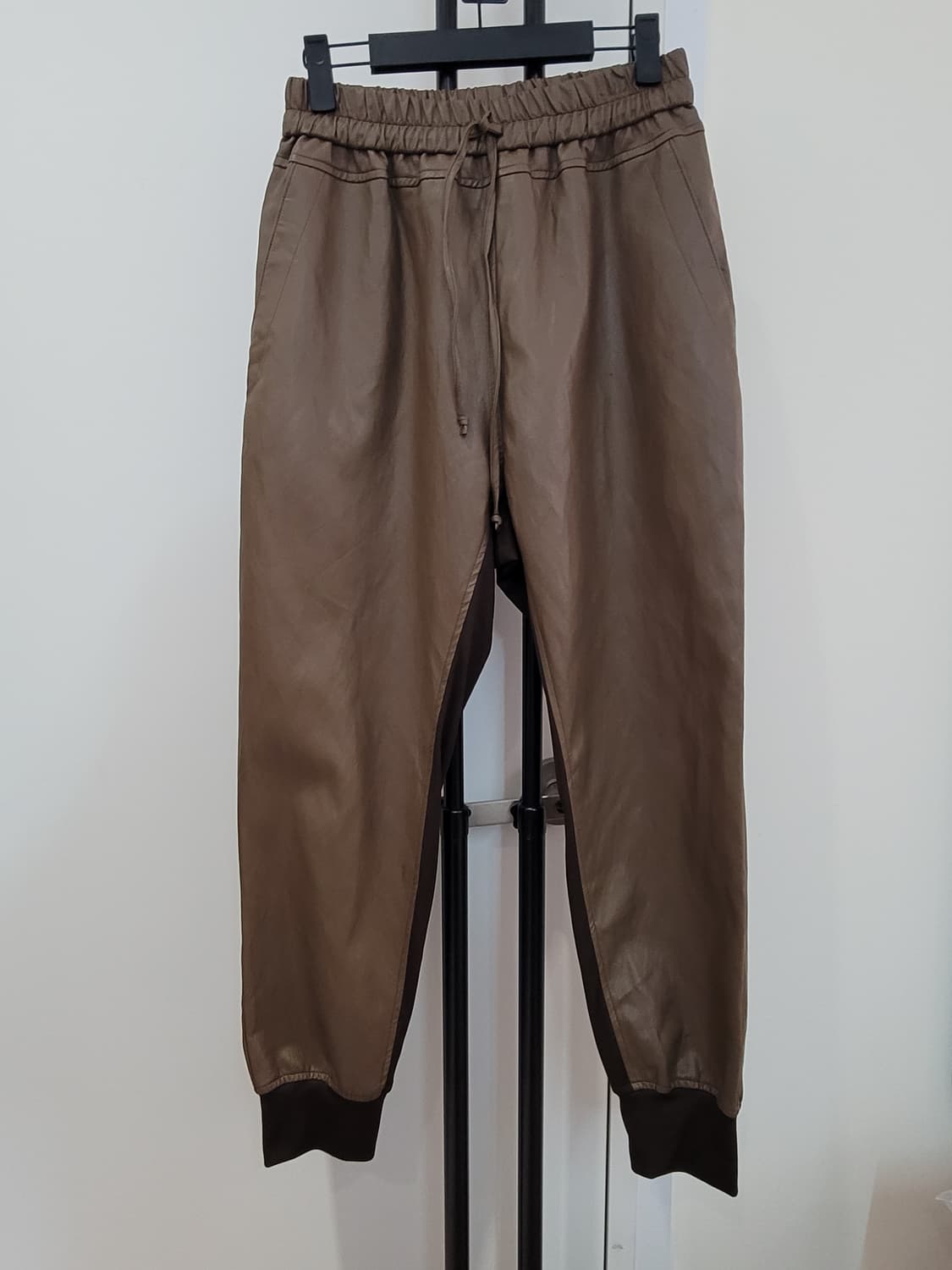 퍼블리카X PUBLICKAX 브라운 레더 조거 팬츠 M사이즈 상품이미지2