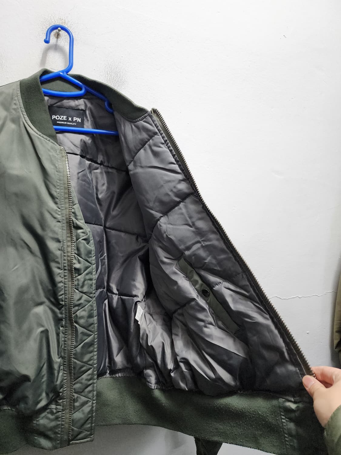 피인오 세컨브랜드 POZE x PN 구스다운 항공점퍼  상품이미지4