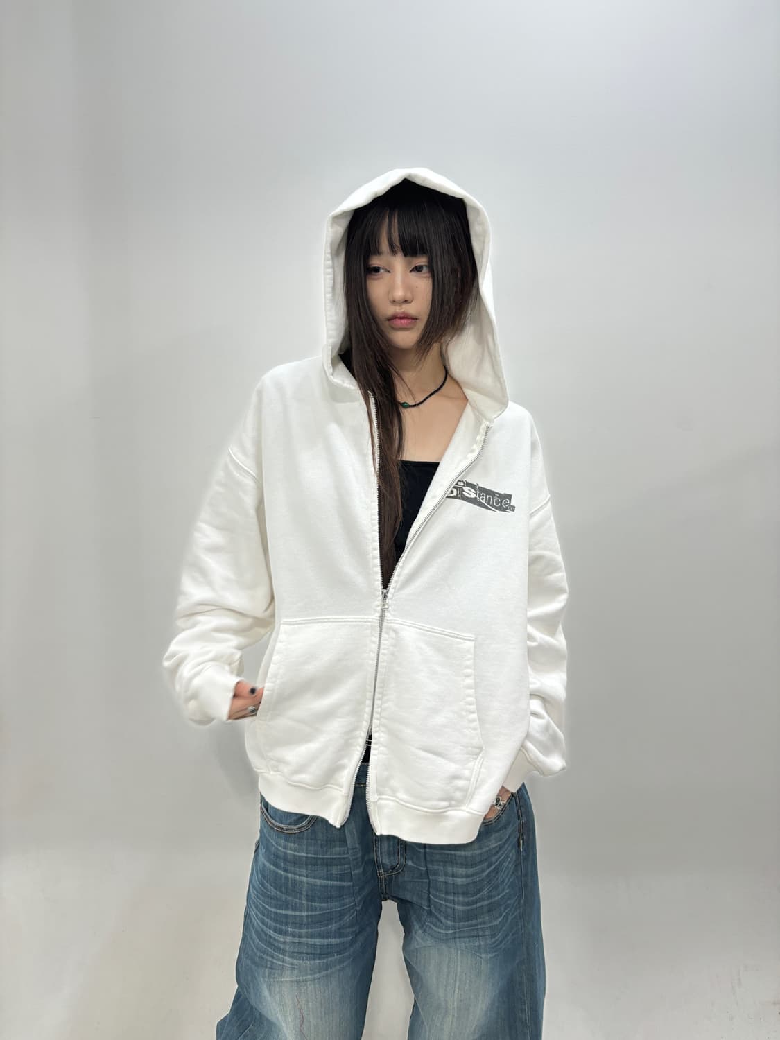 화이트 새상품 디스테인 세미크롭투웨이후드 상품이미지2