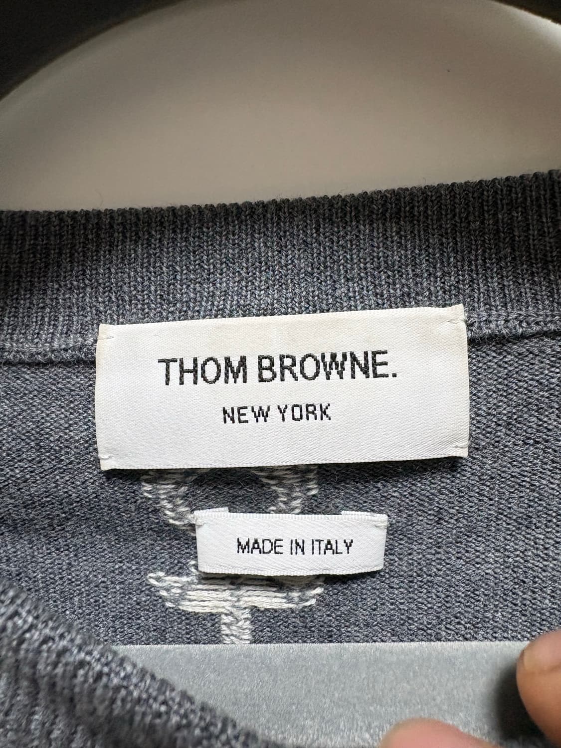 톰브라운 미스터톰 사선 니트 4사이즈 상품이미지5