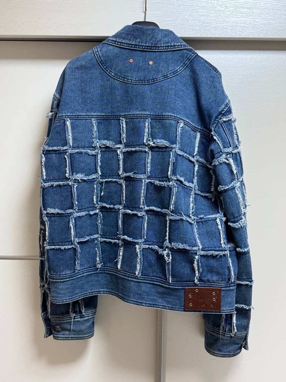 앤더슨벨 24SS 유니섹스 뉴 패치워크 데님 자켓 awa614u - M 상품이미지4
