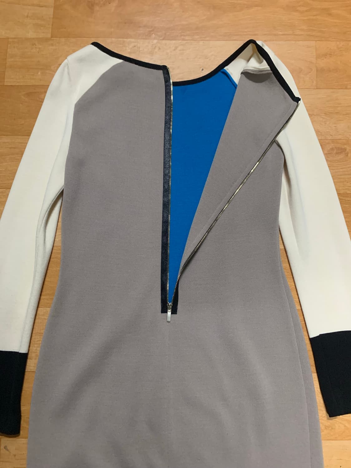 ST.JOHN 센존 밀라노 컬러블록 니트 드레스(4 사이즈) 상품이미지10