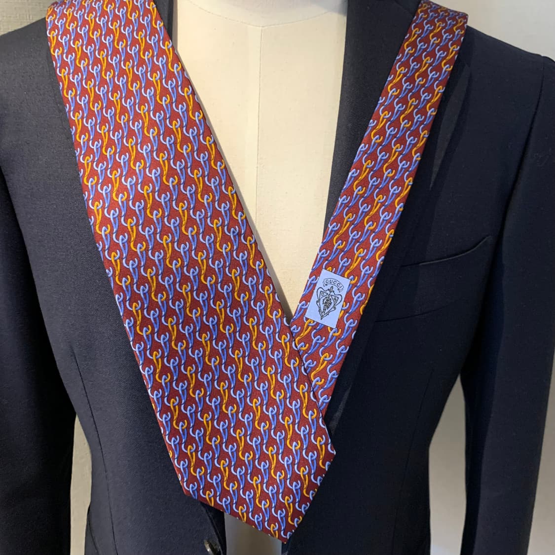 구찌(GUCCI) 새상품급 명품넥타이 100실크 정장넥타이 S등급 상품이미지3