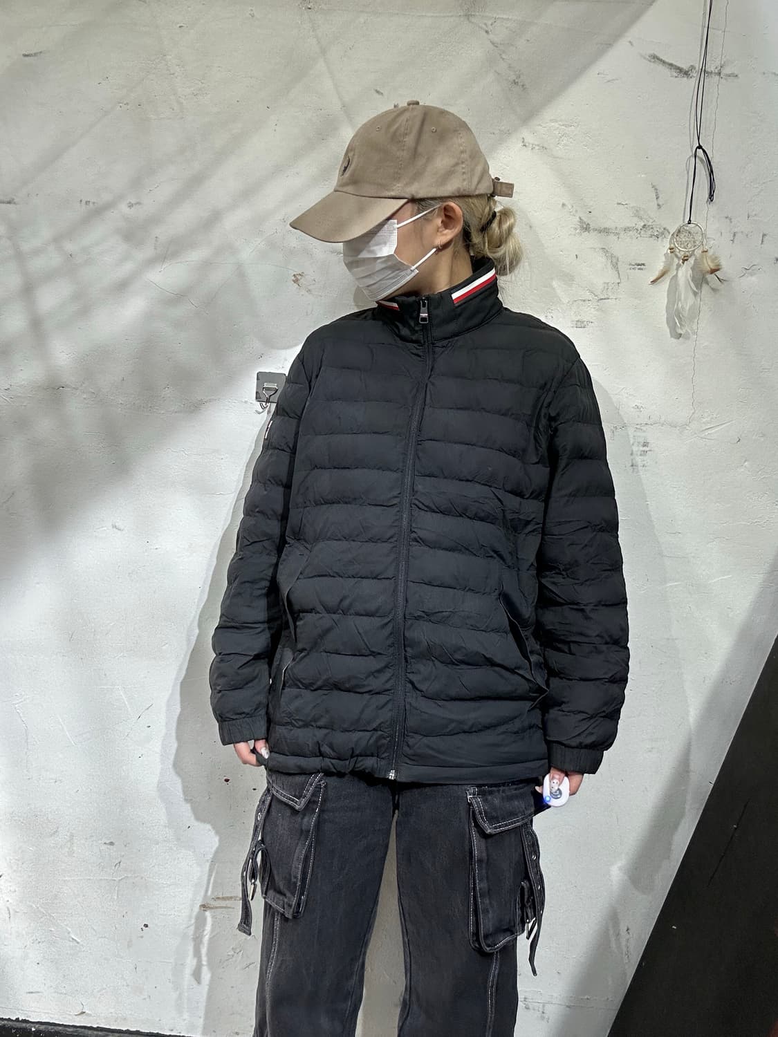 타미 힐피거 블랙 경량 패딩 자켓 M 상품이미지2