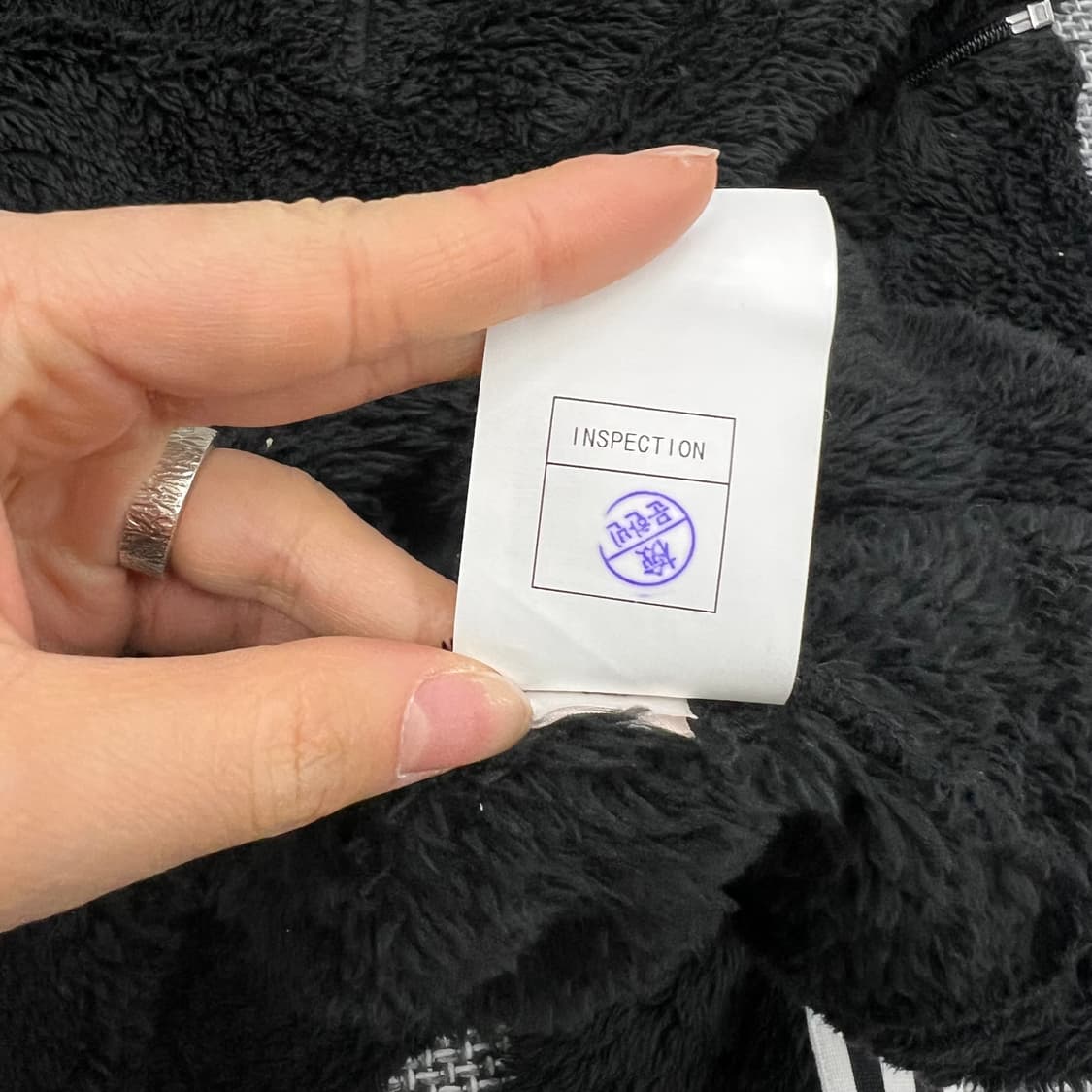 아디다스 블랙 뽀글이 후드집업 상품이미지3