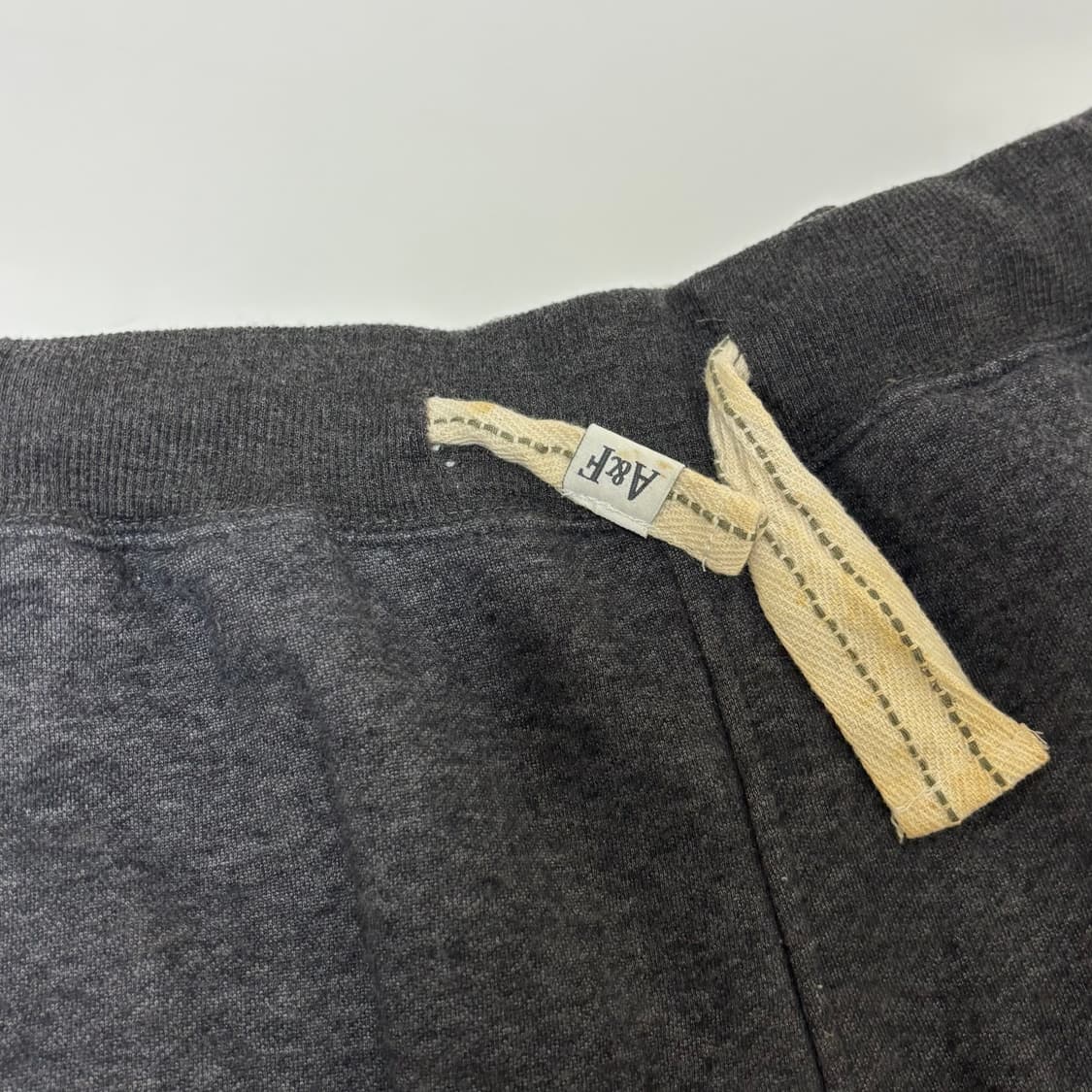 아베크롬비 앤 피치(Abercrombie & Fitch) 빈티지 로고 스 상품이미지4