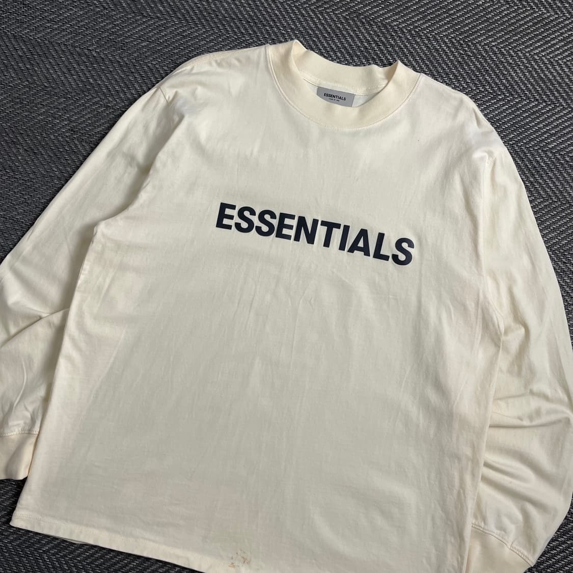 피어오브갓 에센셜 빅로고 박시핏 롱 슬리브y 4273 상품이미지1