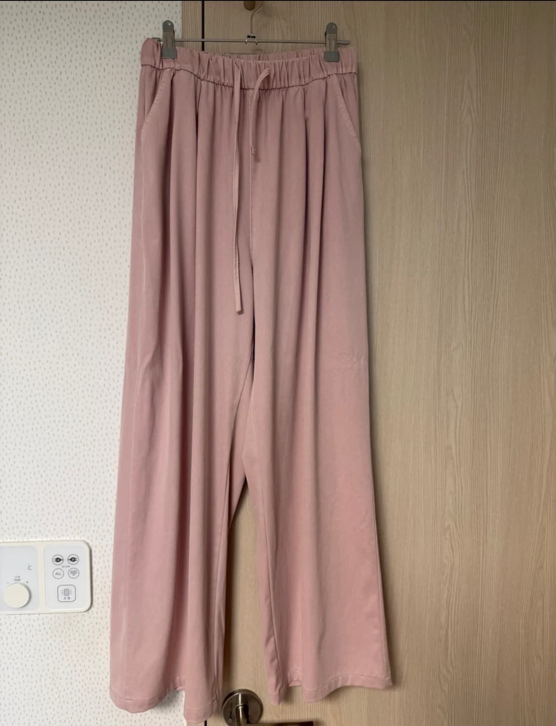 아이엠디어 에어리움 썸머 라이트 핀턱 밴딩 팬츠 상품이미지6
