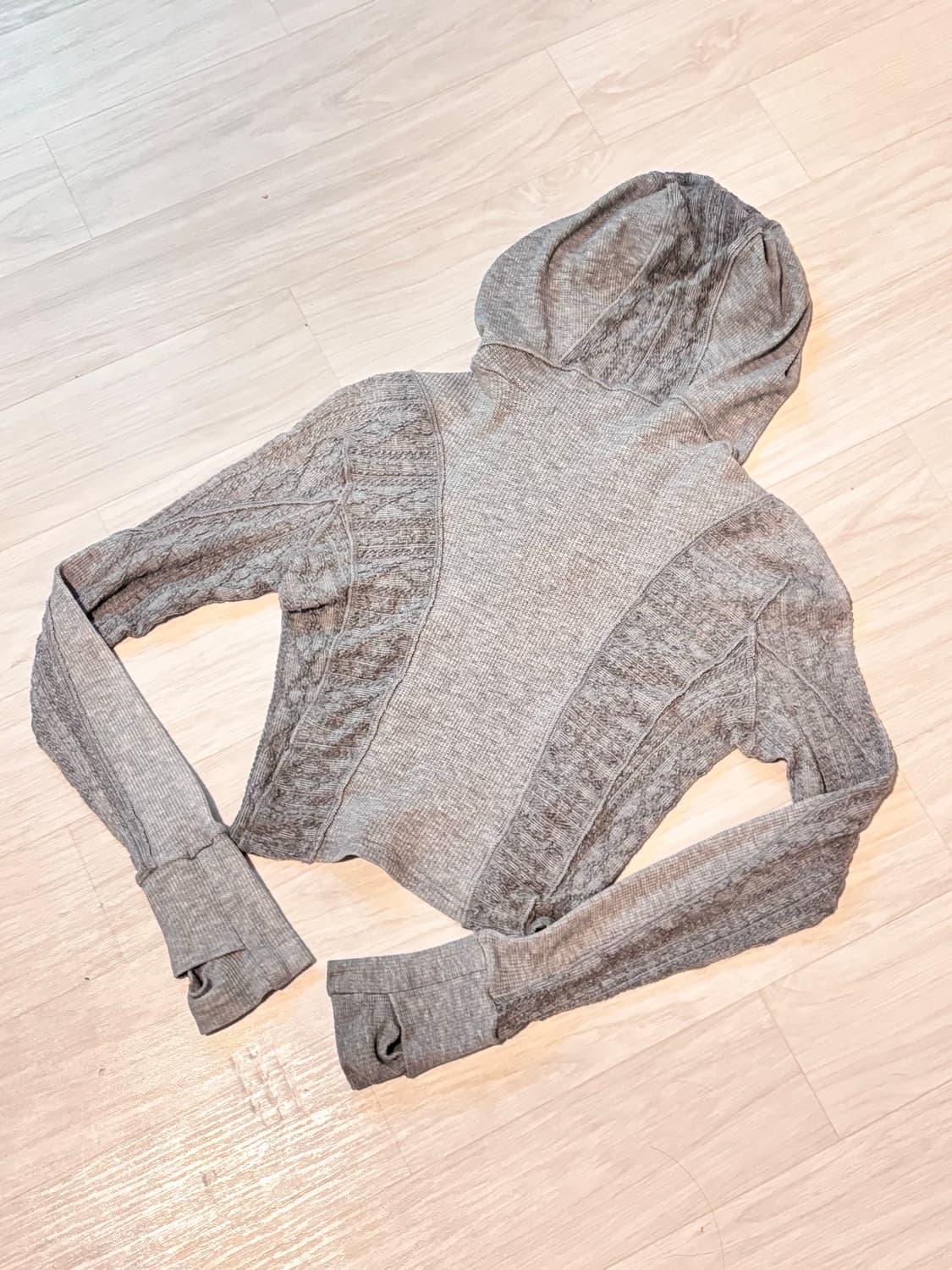 HYEINSEO Hooded crop top 상품이미지2