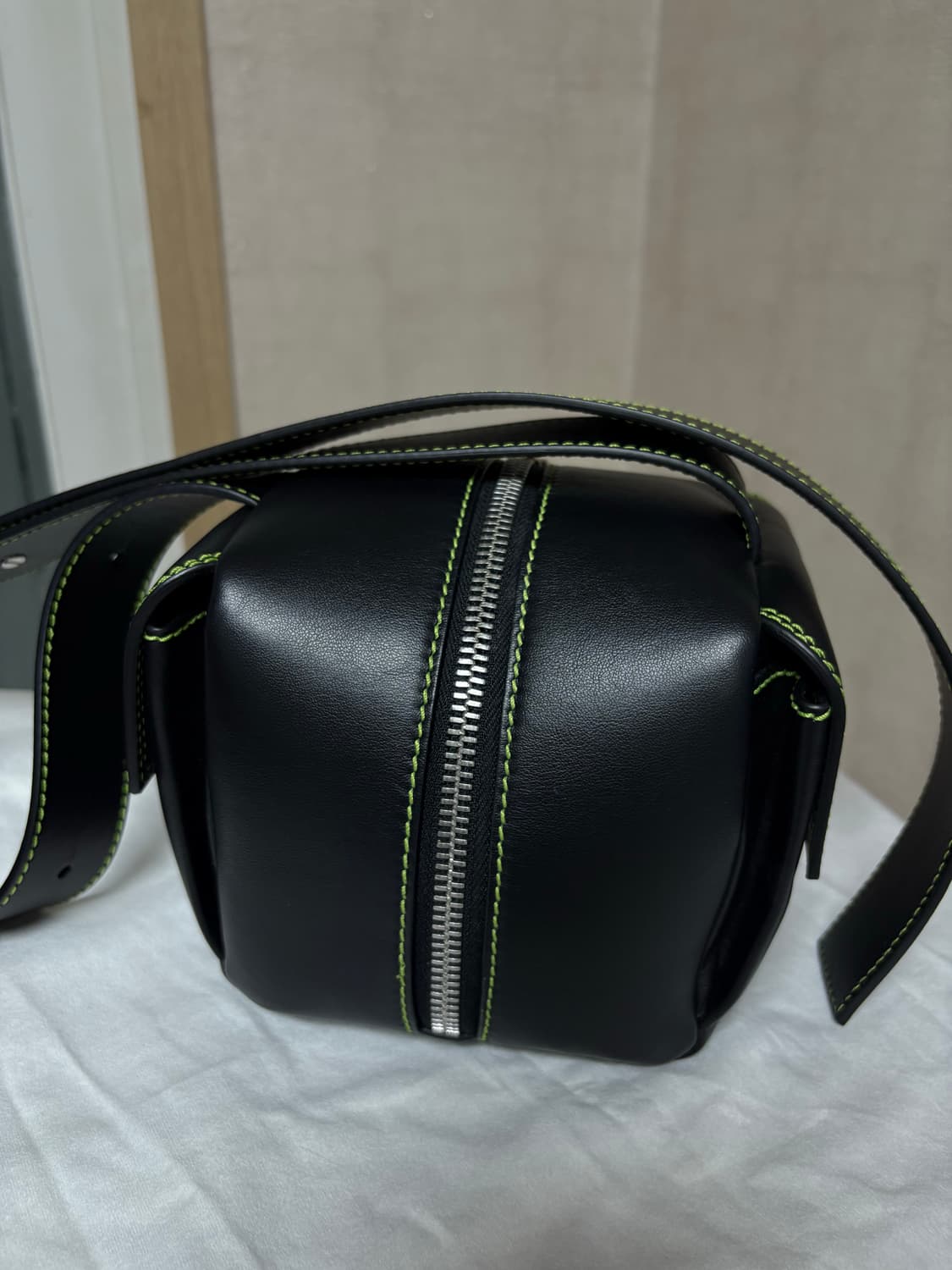 써네이 라쿠베토 숄더백 상품이미지4