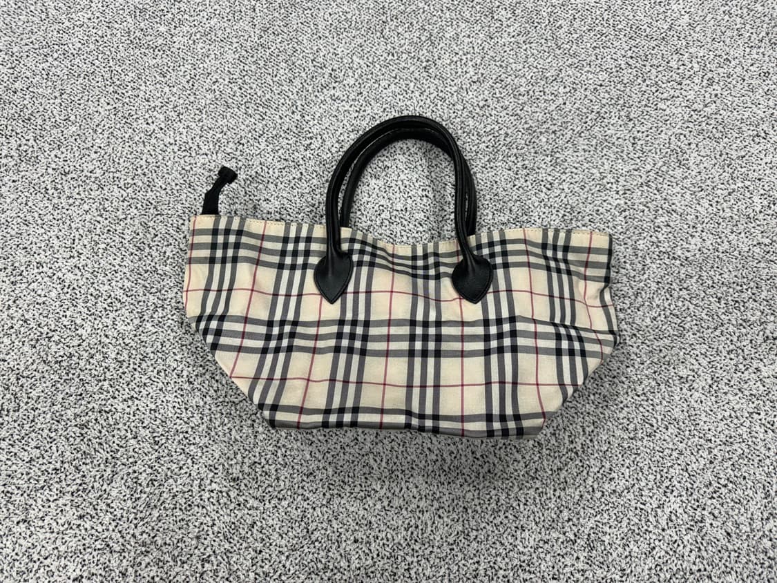 버버리 노바체크 블루라벨 토트백 상품이미지2