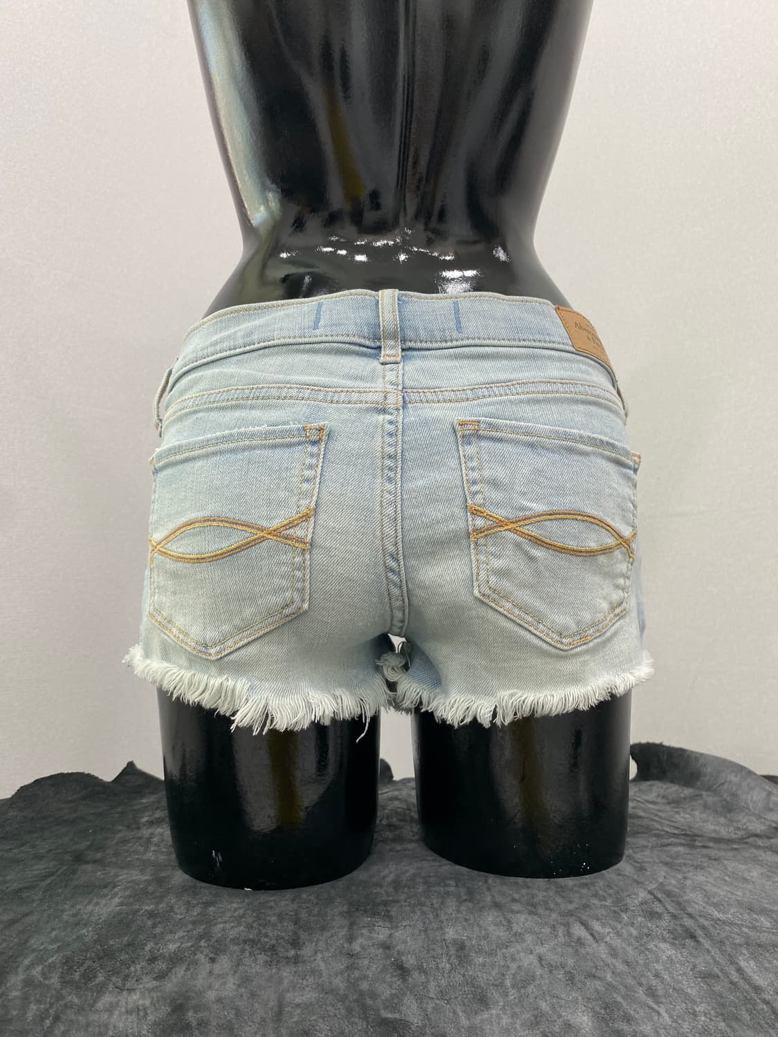 A&F Original Classic Cut-off Denim 상품이미지2