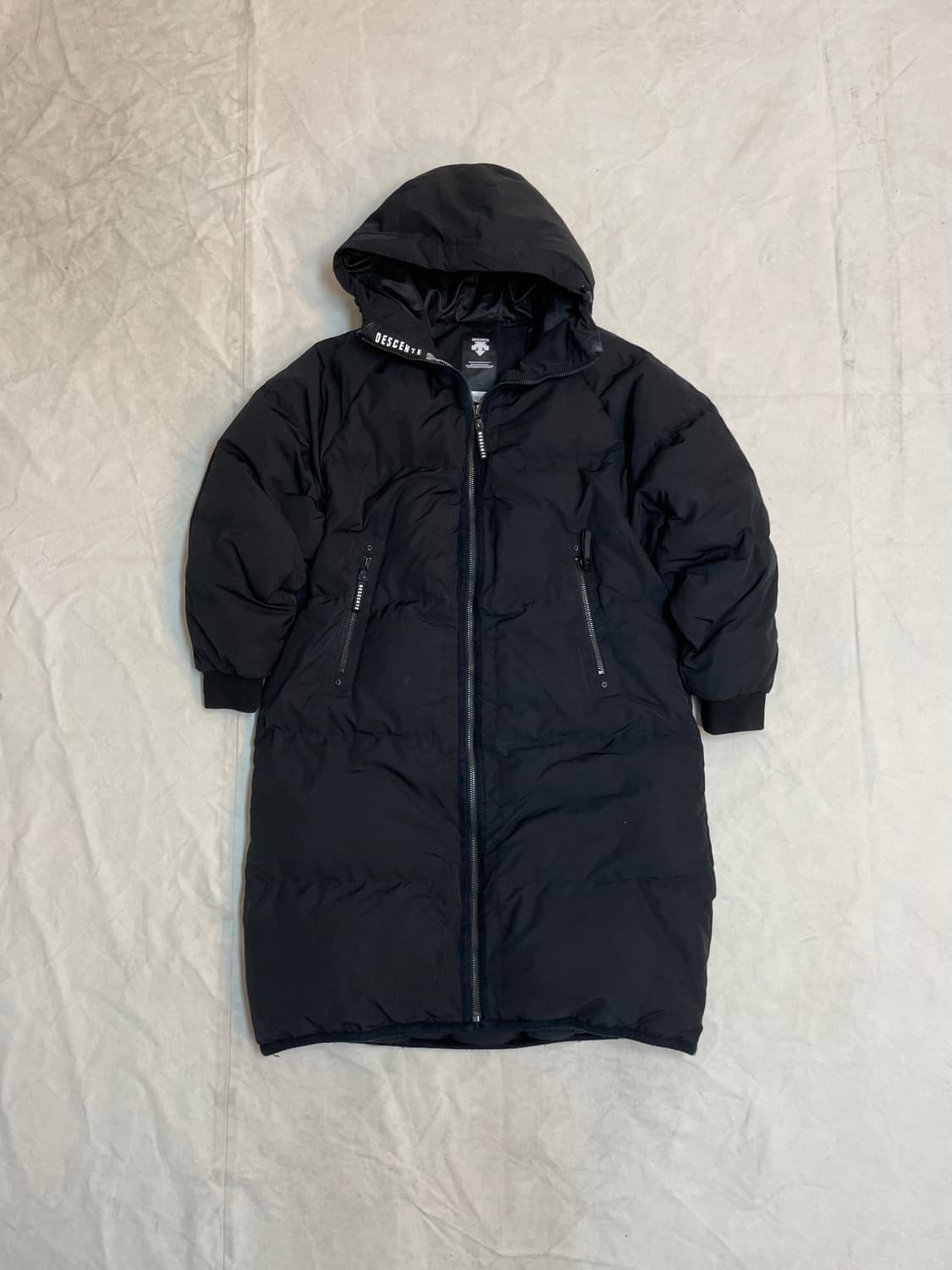 데상트 롱패딩 상품이미지2