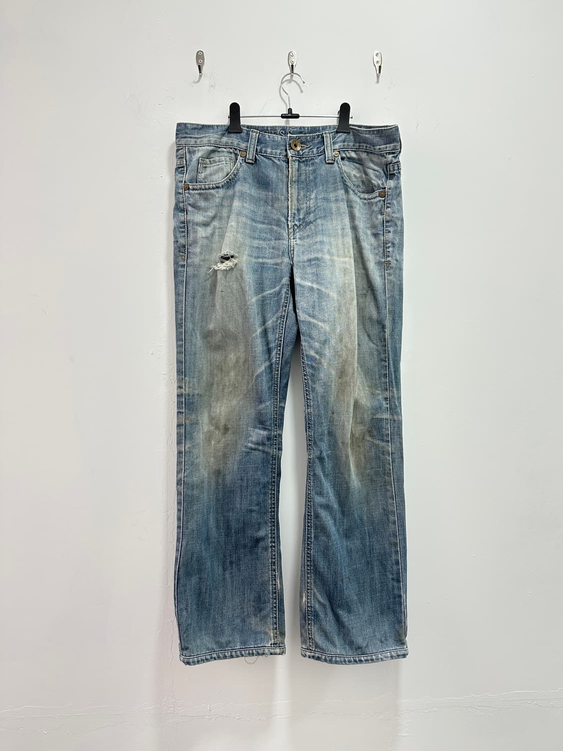 Guess destroyed denim sagging jeans  상품이미지5
