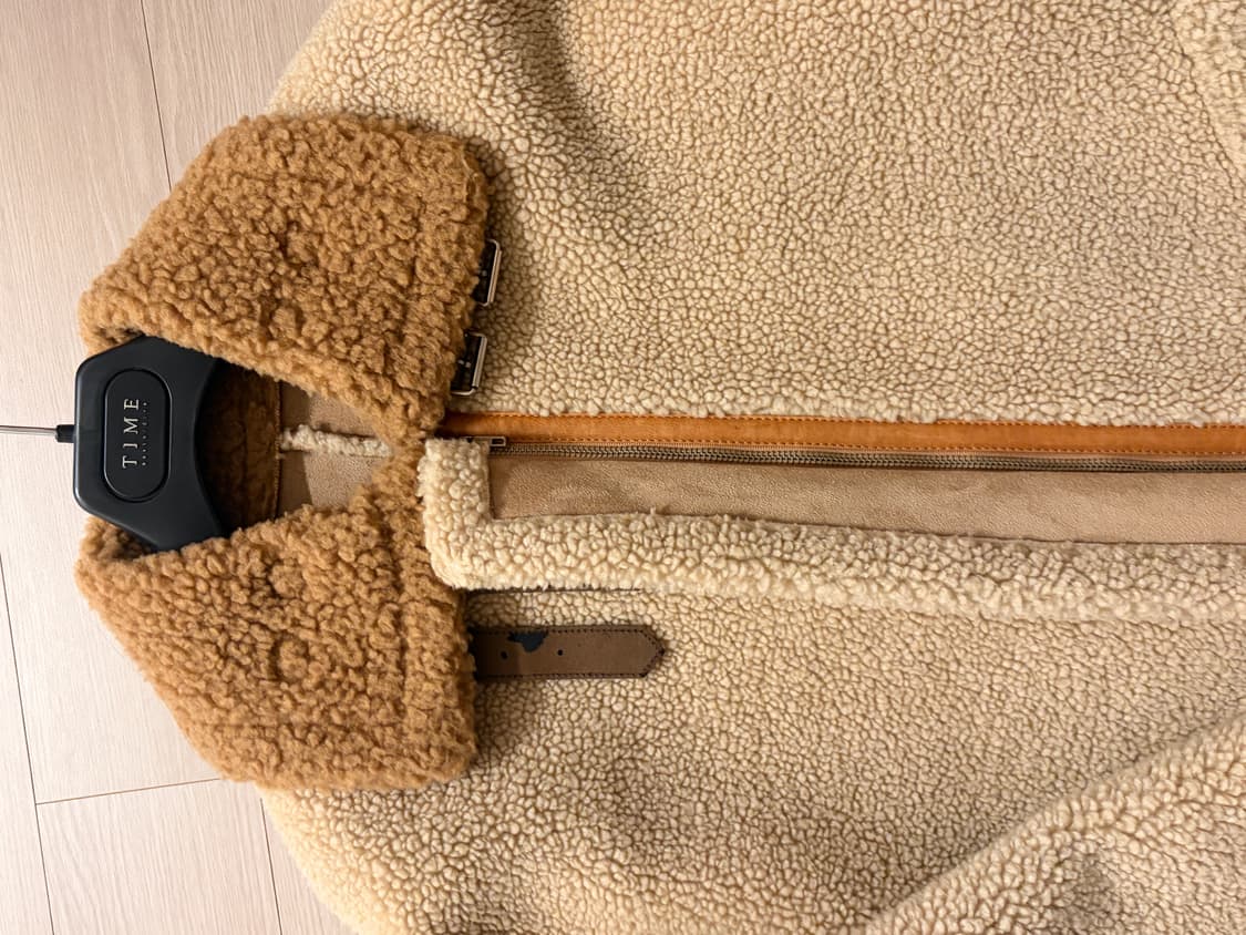 톰보이 스튜디오 무스탕 양털 자켓 상품이미지5