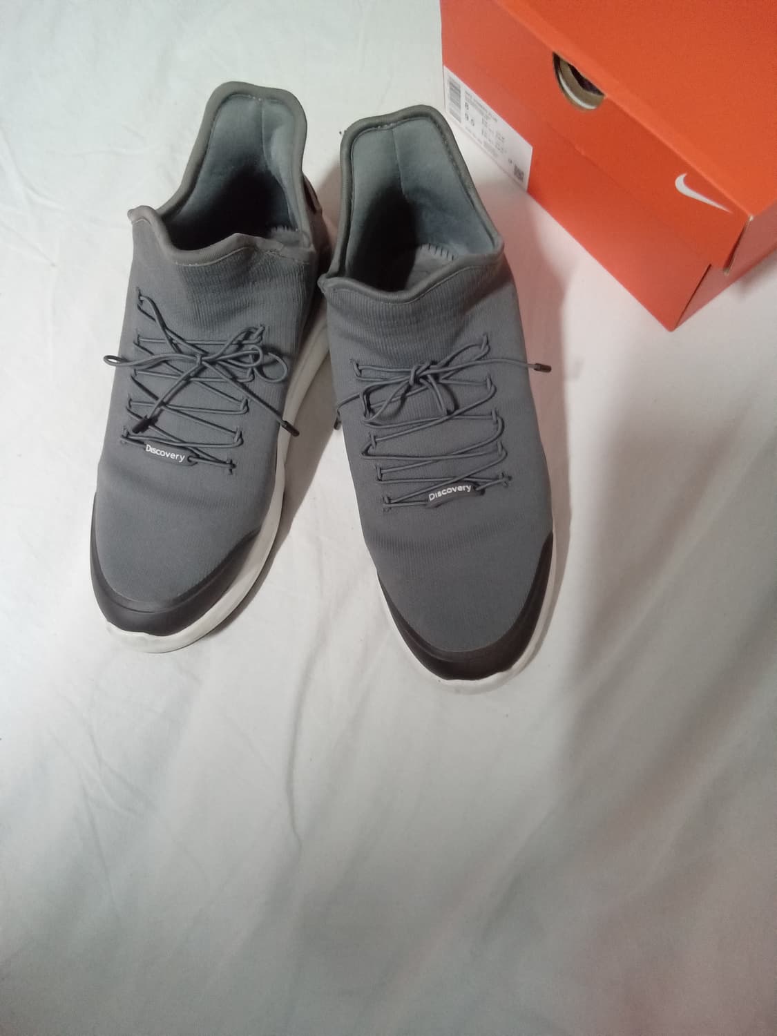 디스커버리 갤럭시 하이퍼니트 런닝 운동화 상품이미지1