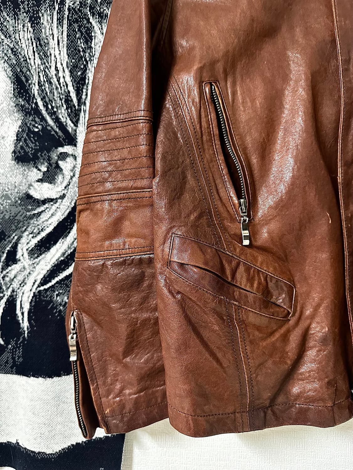 하이넥 더블 플랩 기믹 쉽스킨 레더자켓 상품이미지5