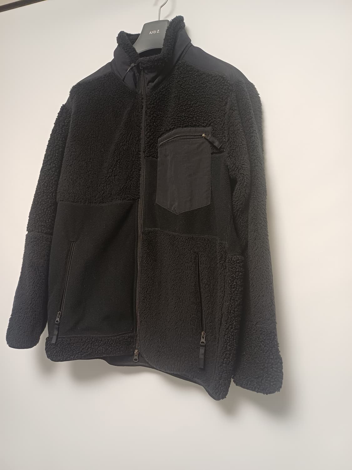 유니클로×엔지니어드가먼츠 쉐르파 후리스 집업 상품이미지1